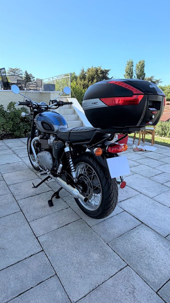Photo TRIUMPH BONNEVILLE