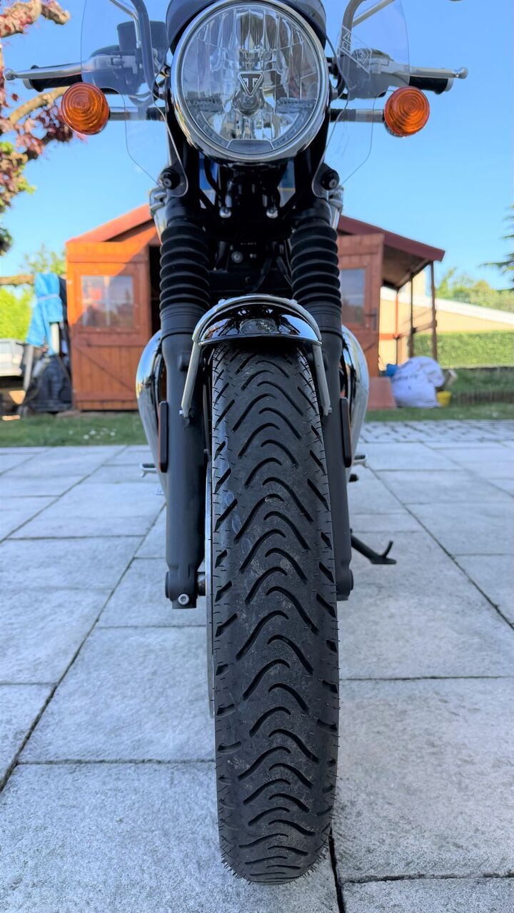 Photo TRIUMPH BONNEVILLE