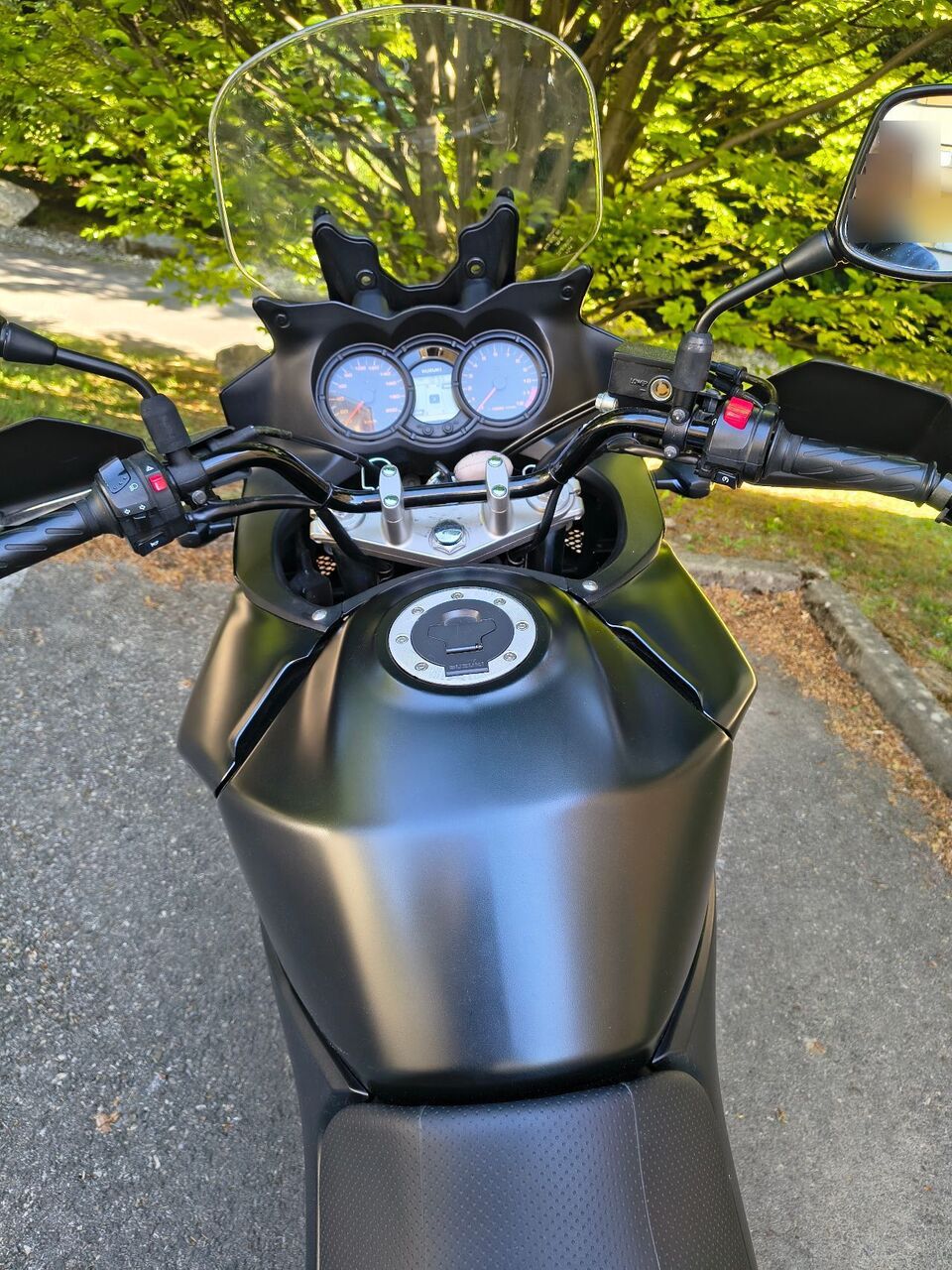 Photo SUZUKI V-STROM 650
