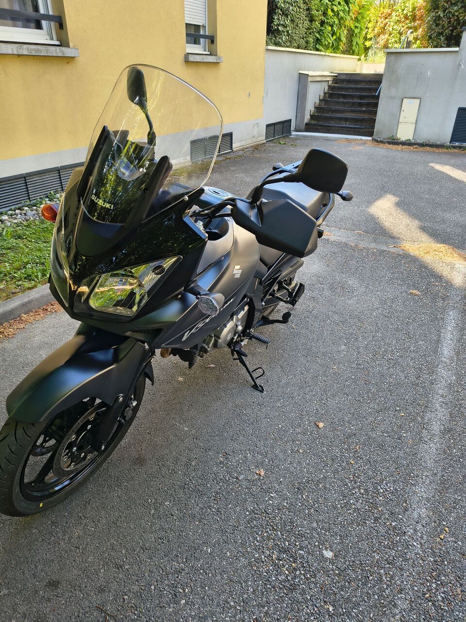 Photo SUZUKI V-STROM 650