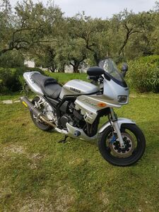 YAMAHA FAZER 600