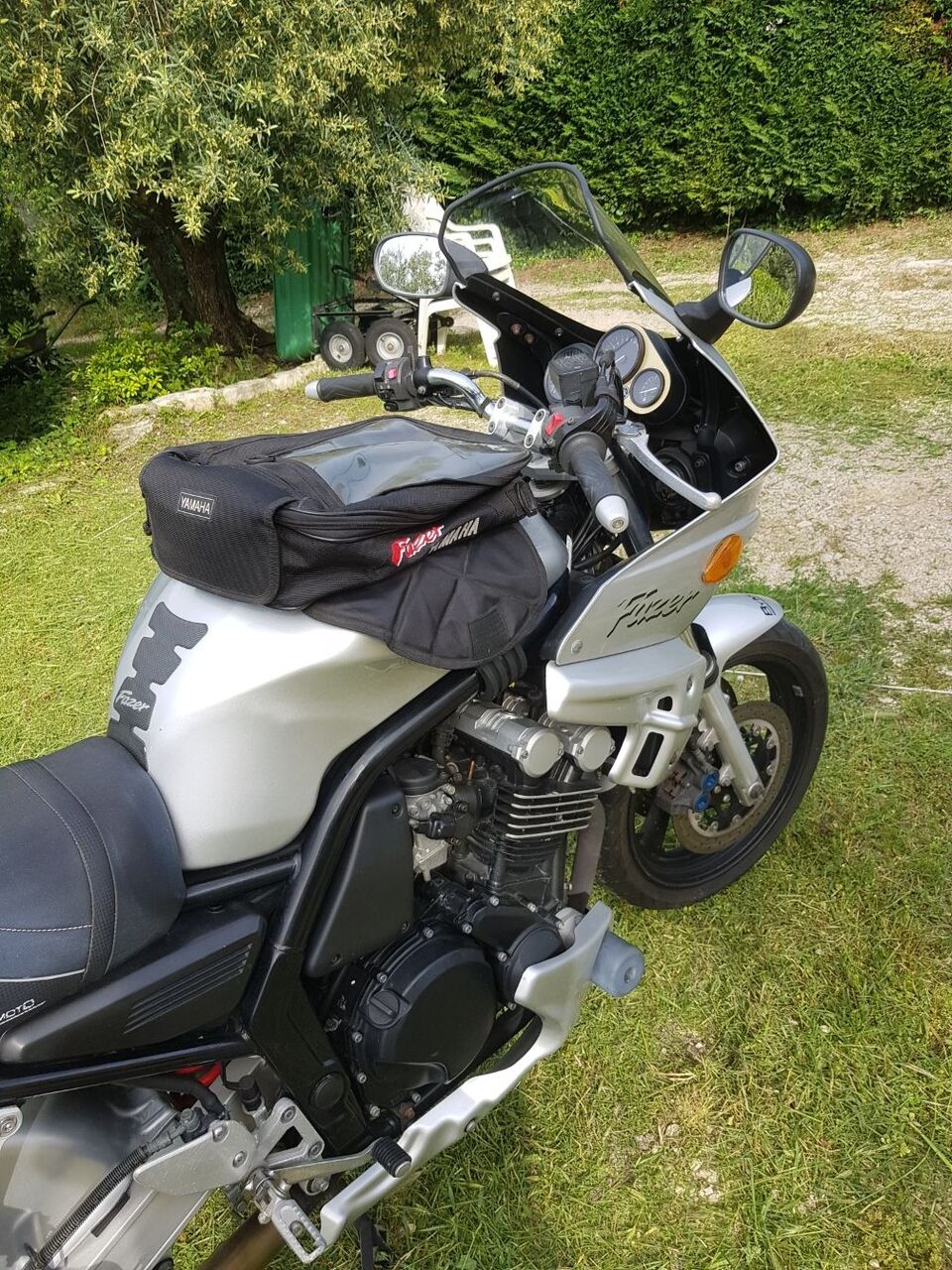 Photo YAMAHA FAZER 600