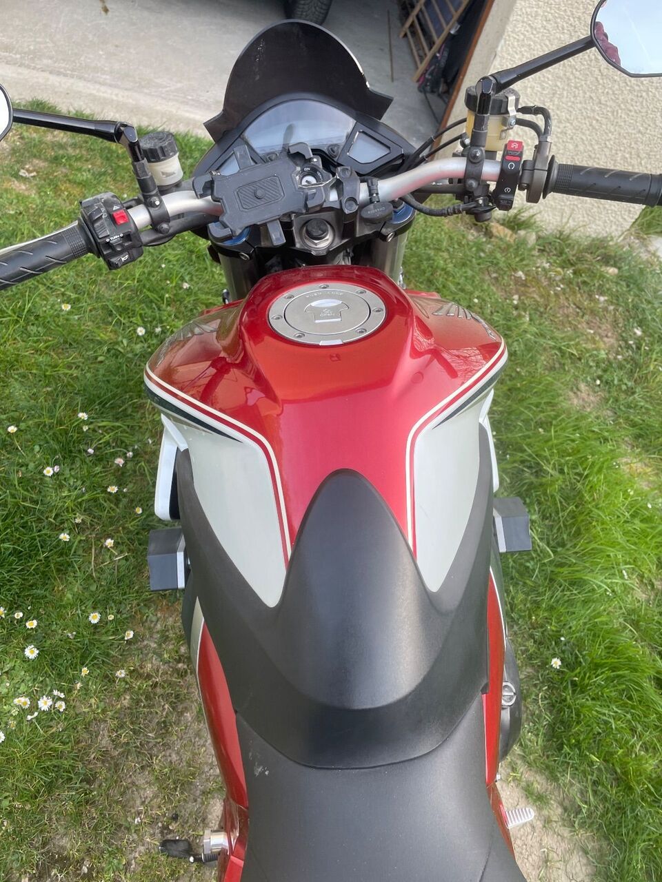 Photo HONDA CB 1000 R