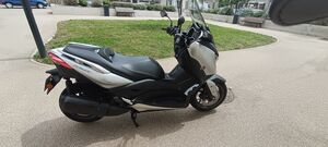 YAMAHA XMAX 300