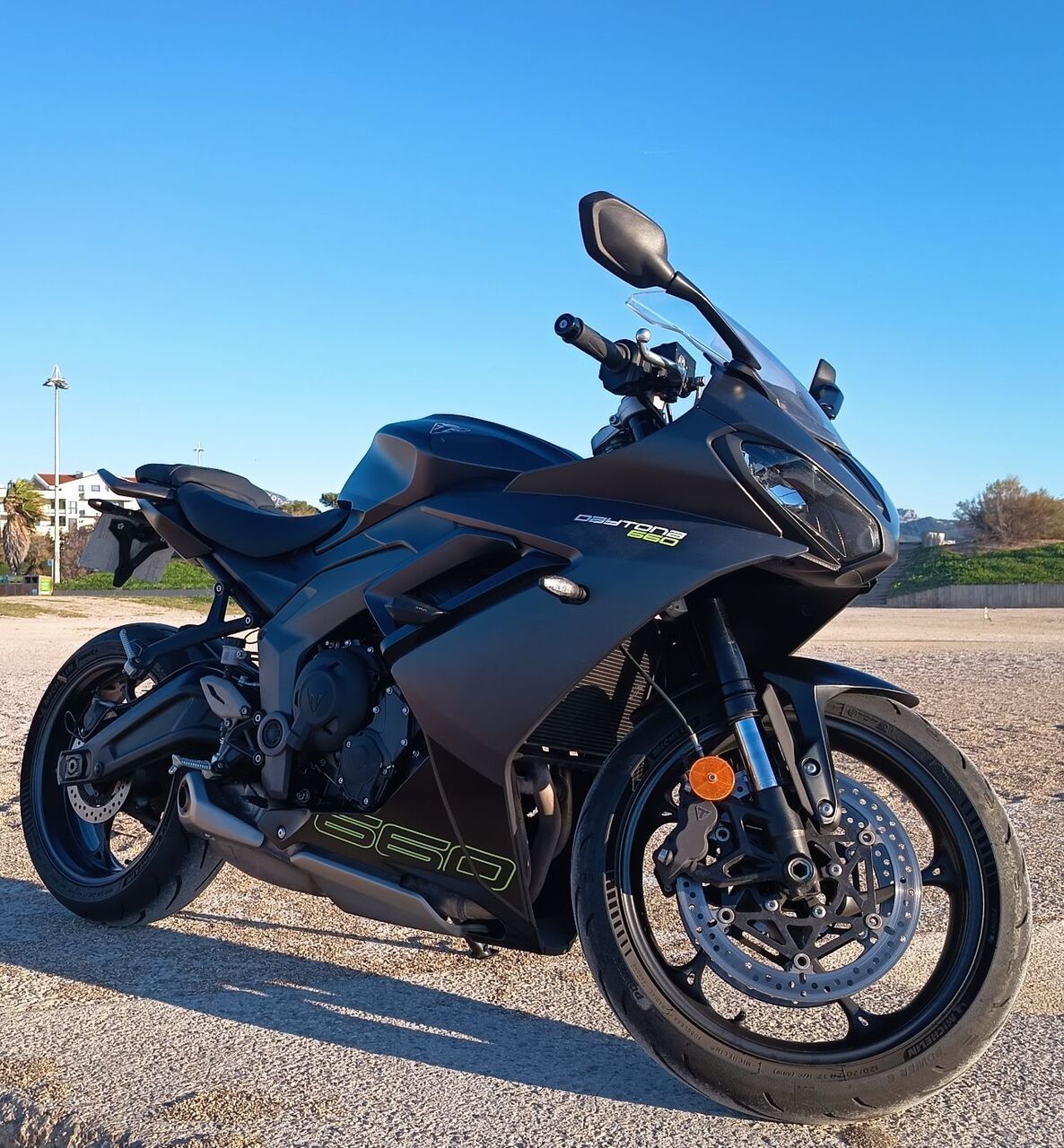 Photo TRIUMPH DAYTONA 660