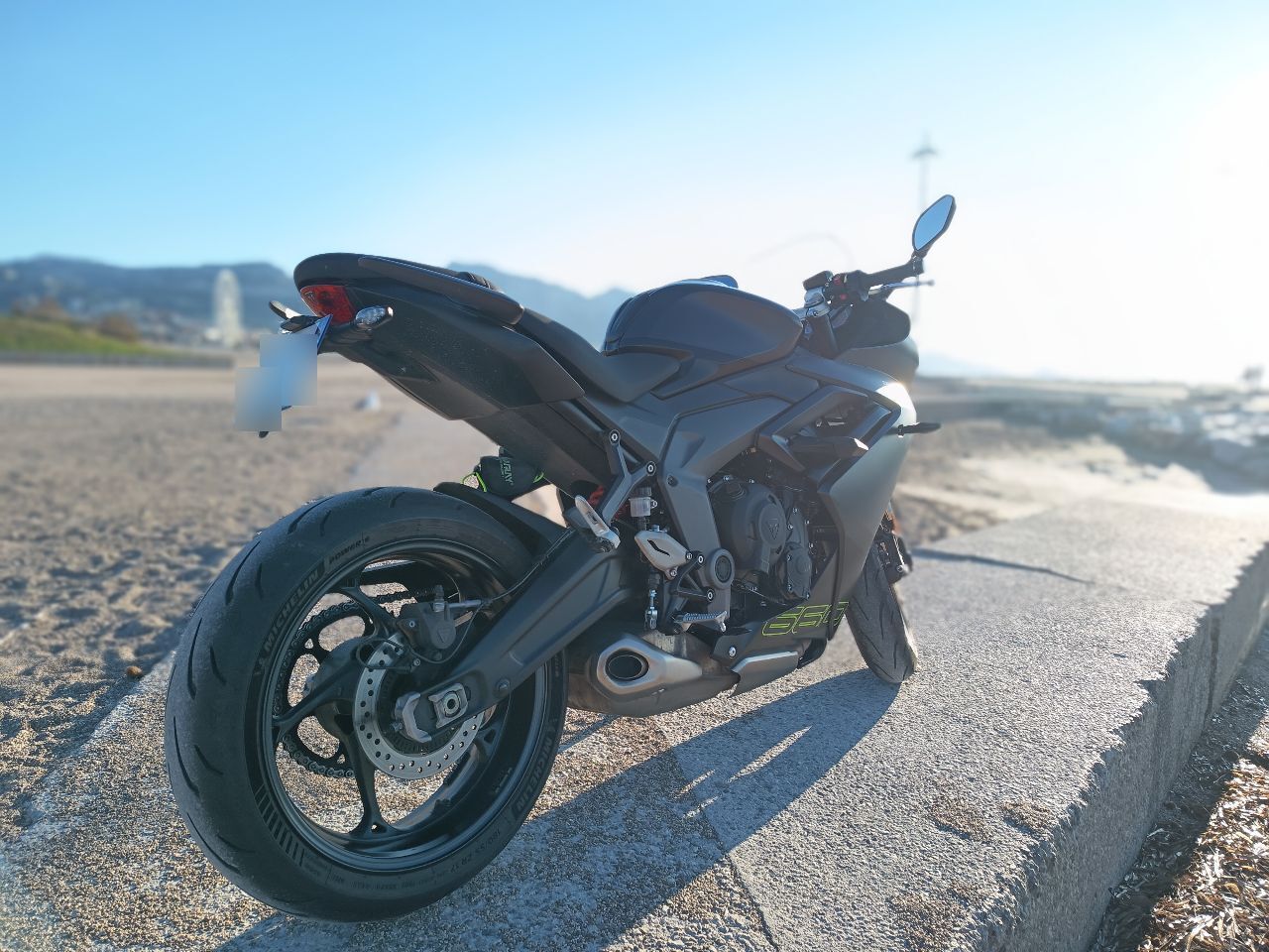 Photo TRIUMPH DAYTONA 660