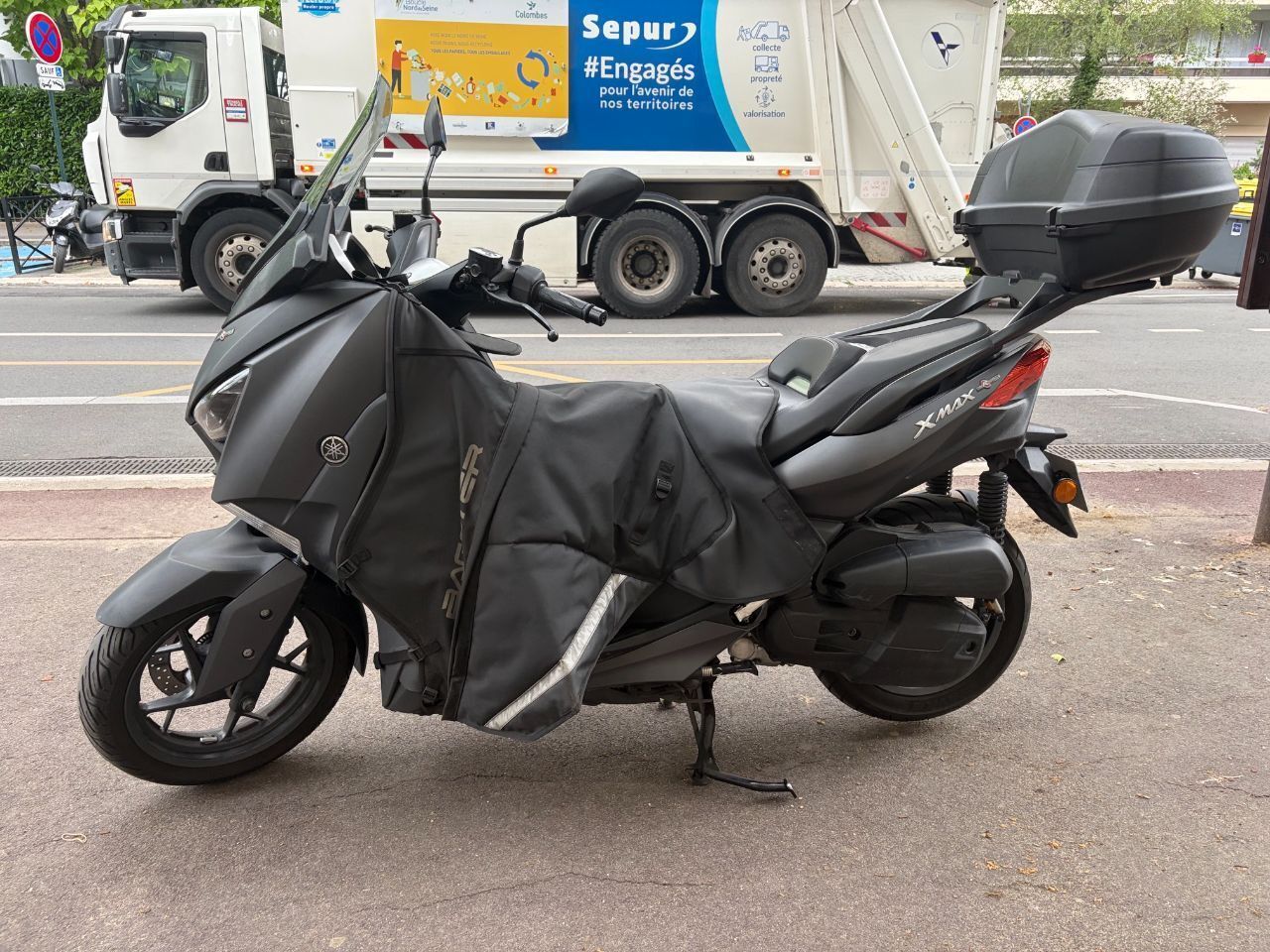 Photo YAMAHA X-MAX 125