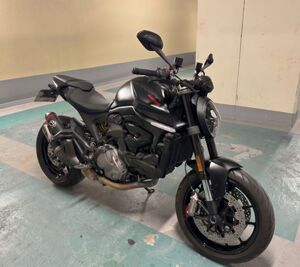DUCATI MONSTER 937