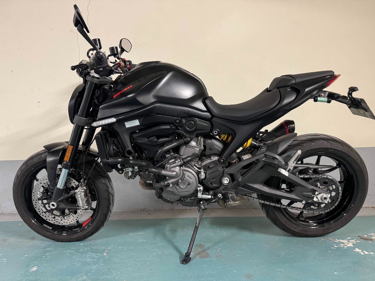 Photo DUCATI MONSTER 937