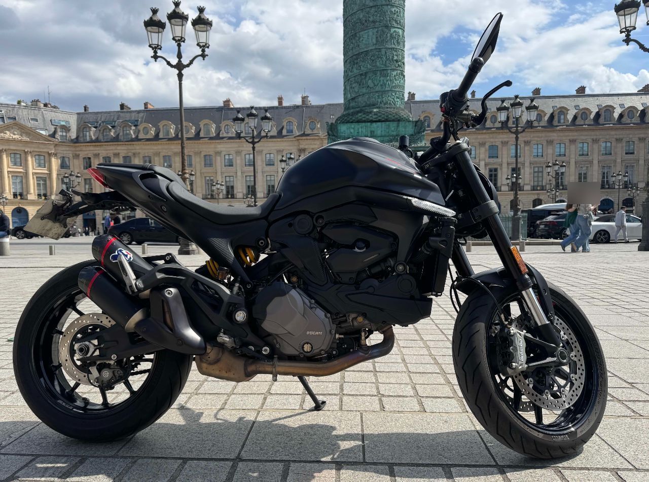Photo DUCATI MONSTER 937