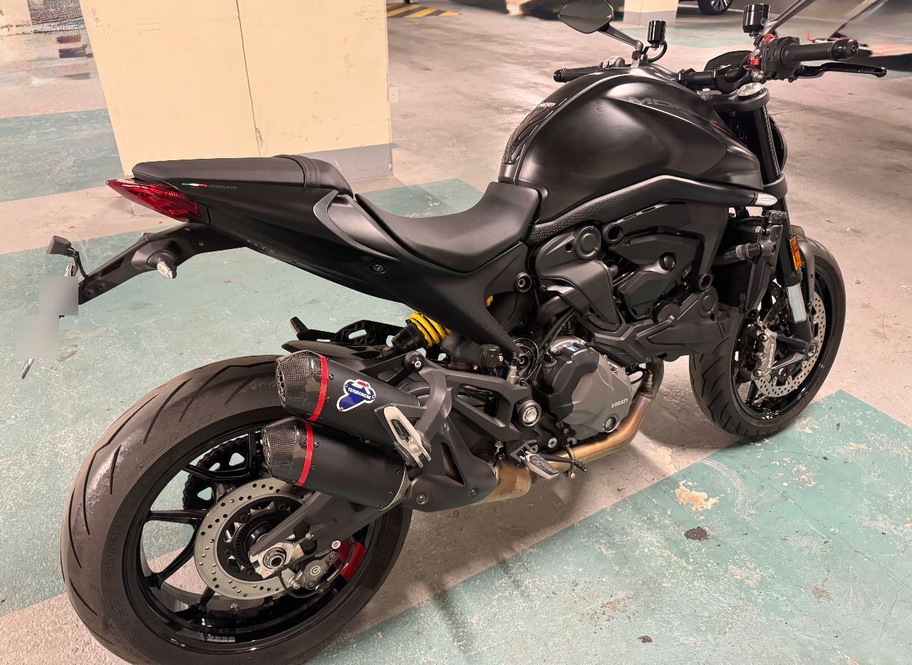 Photo DUCATI MONSTER 937
