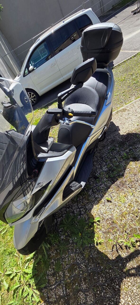 Photo KYMCO DOWNTOWN 125