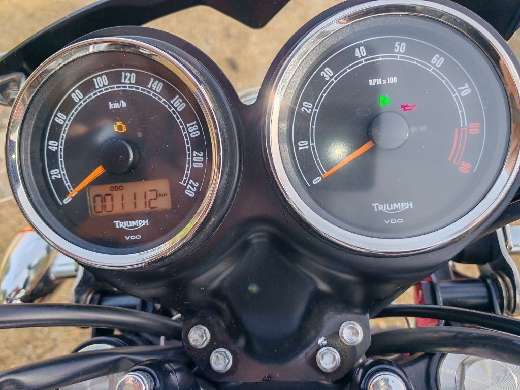 Photo TRIUMPH BONNEVILLE 865