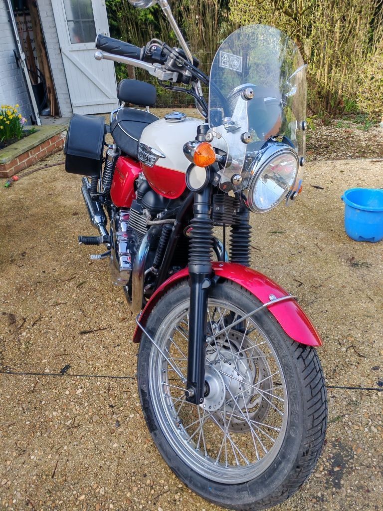 Photo TRIUMPH BONNEVILLE 865