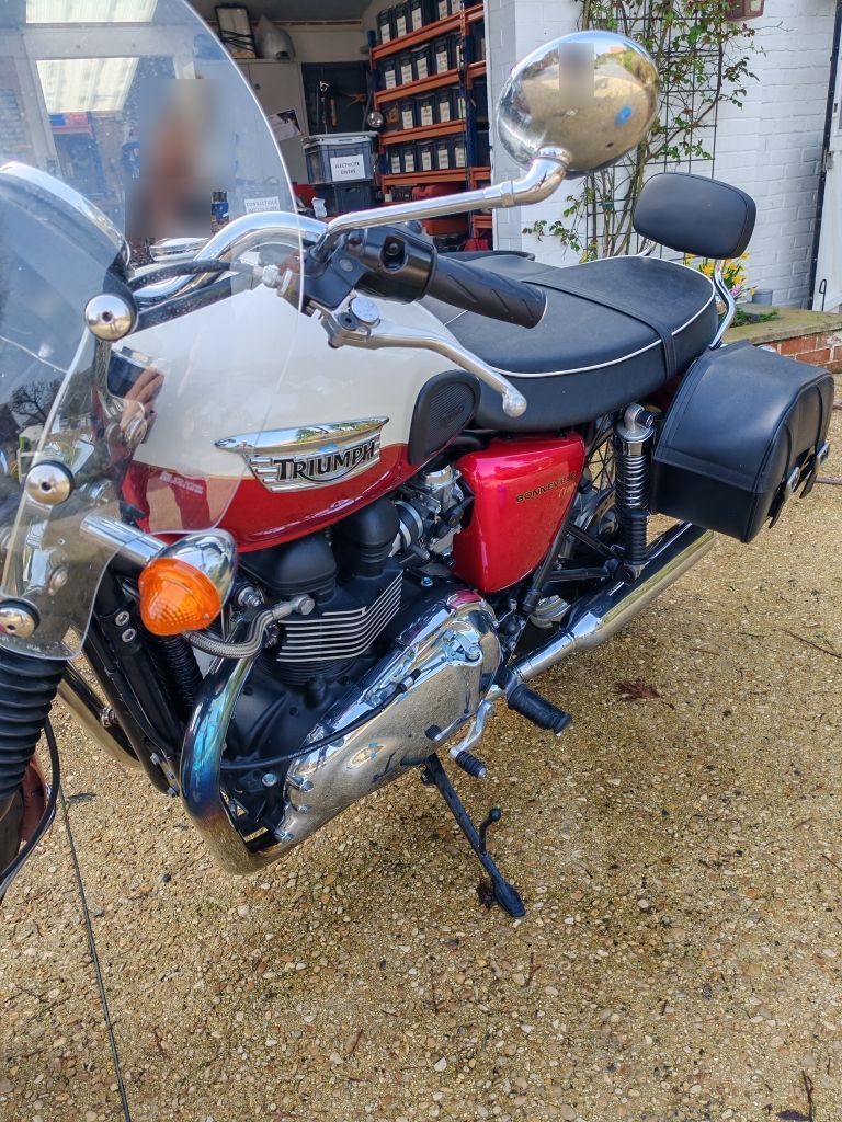 Photo TRIUMPH BONNEVILLE 865