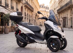 PIAGGIO MP3 300 HPE