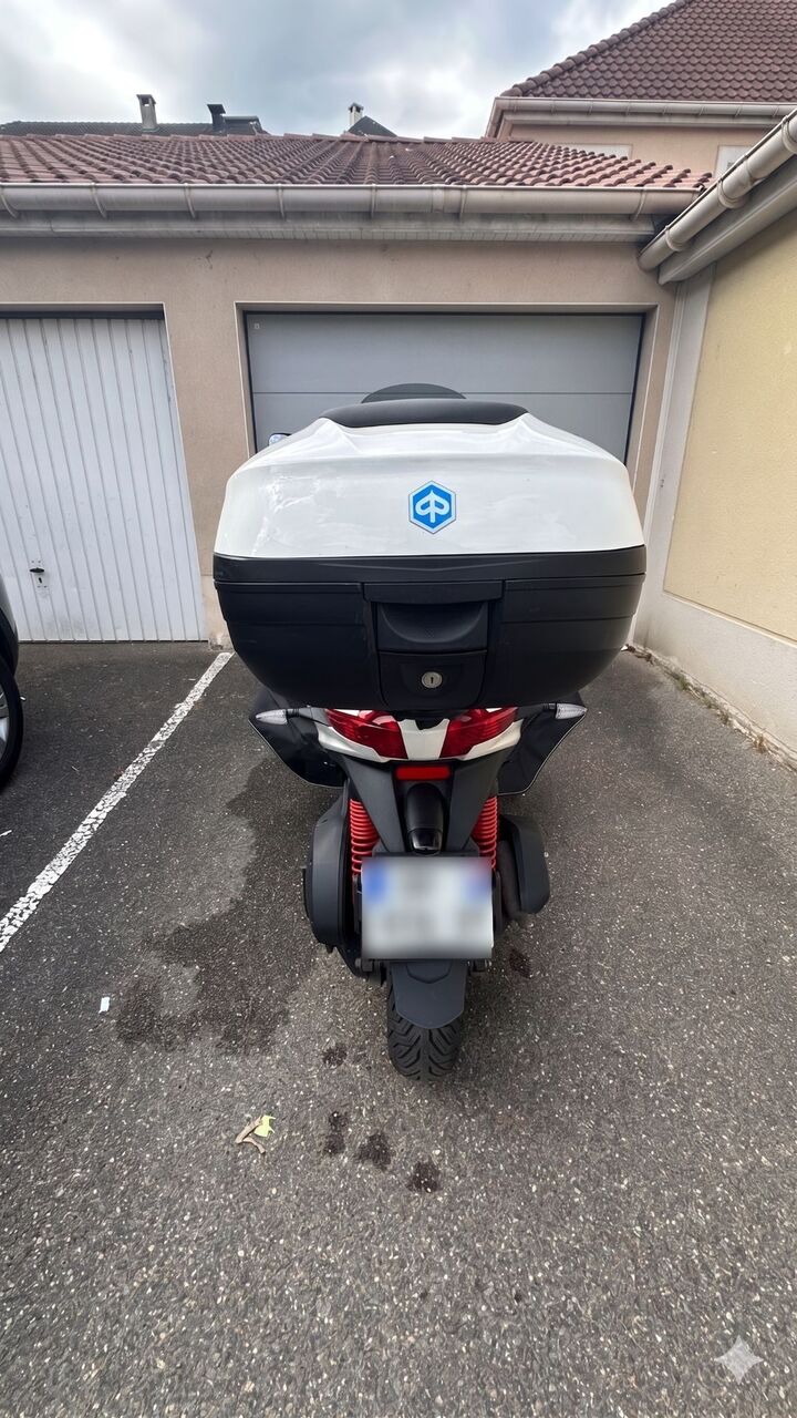 Photo PIAGGIO MP3 300 HPE