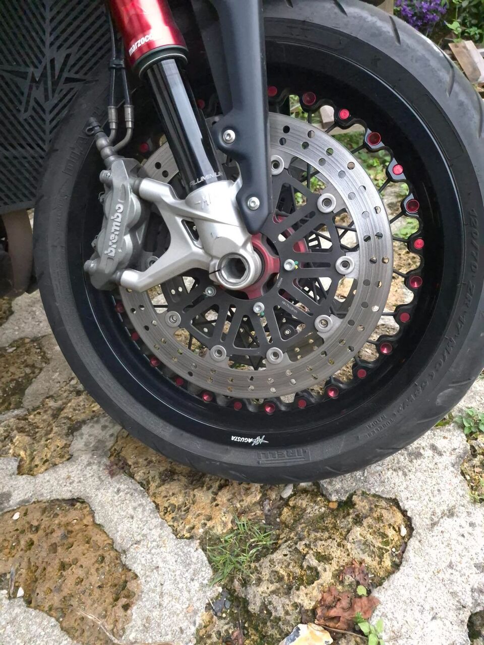 Photo MV AGUSTA BRUTALE 800