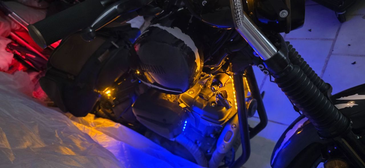 Photo YAMAHA XV 950 R BOLT