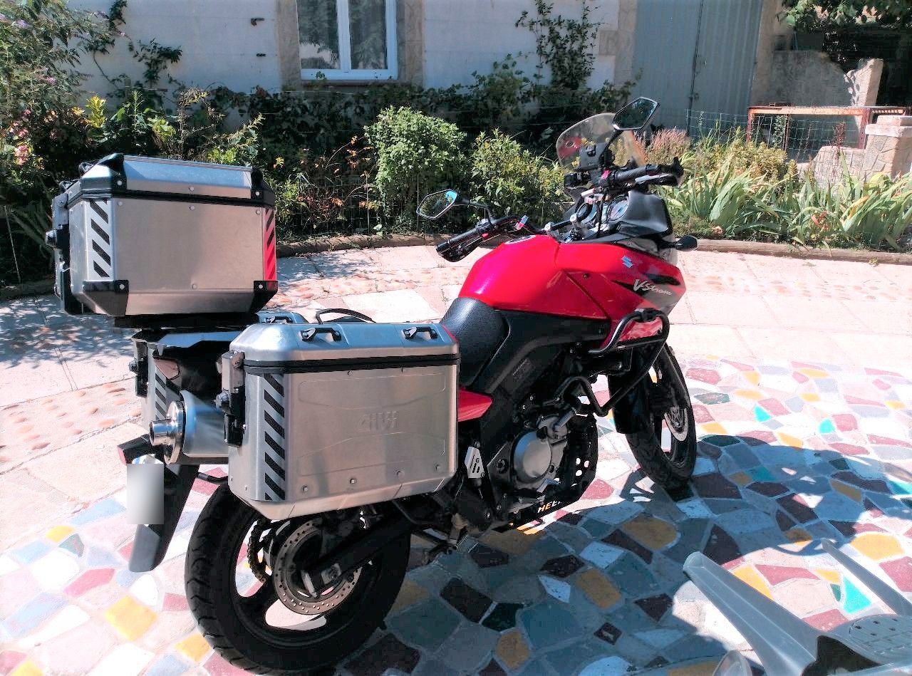 Photo SUZUKI V-STROM 650