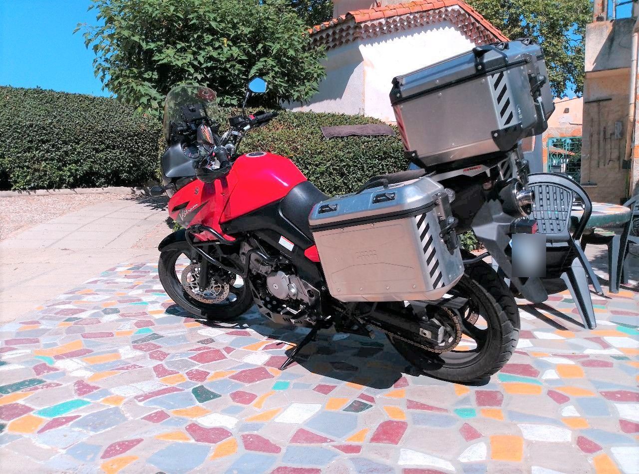 Photo SUZUKI V-STROM 650