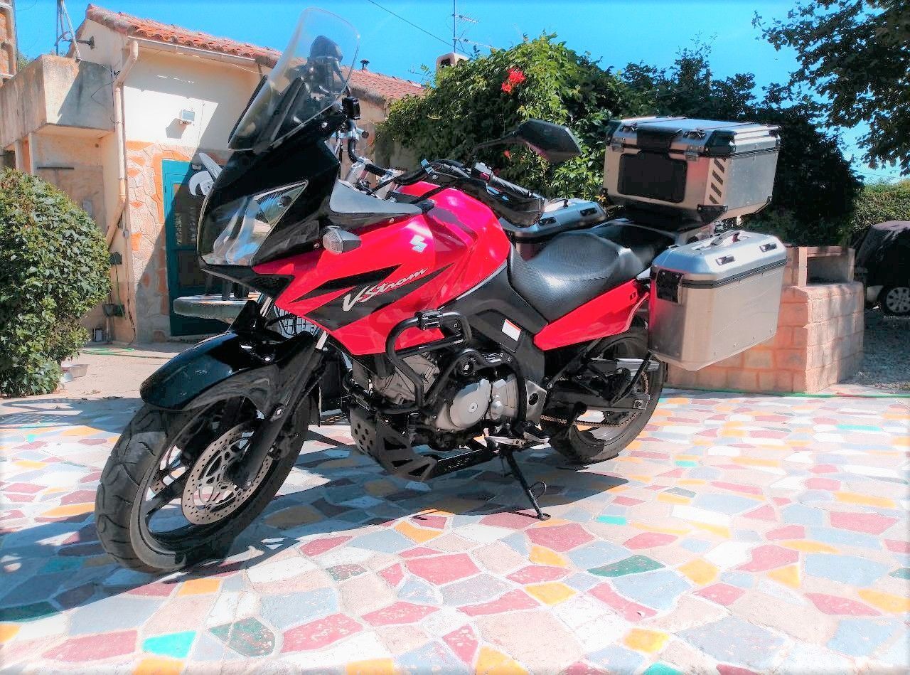 Photo SUZUKI V-STROM 650