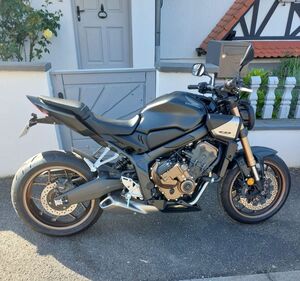 HONDA CB 650 R E-CLUTCH