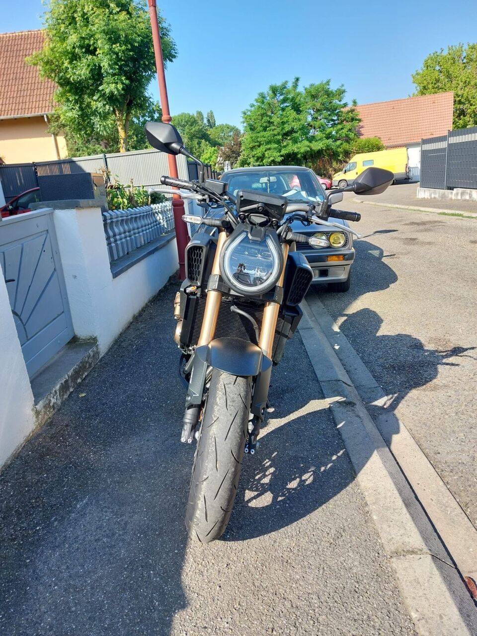 Photo HONDA CB 650 R