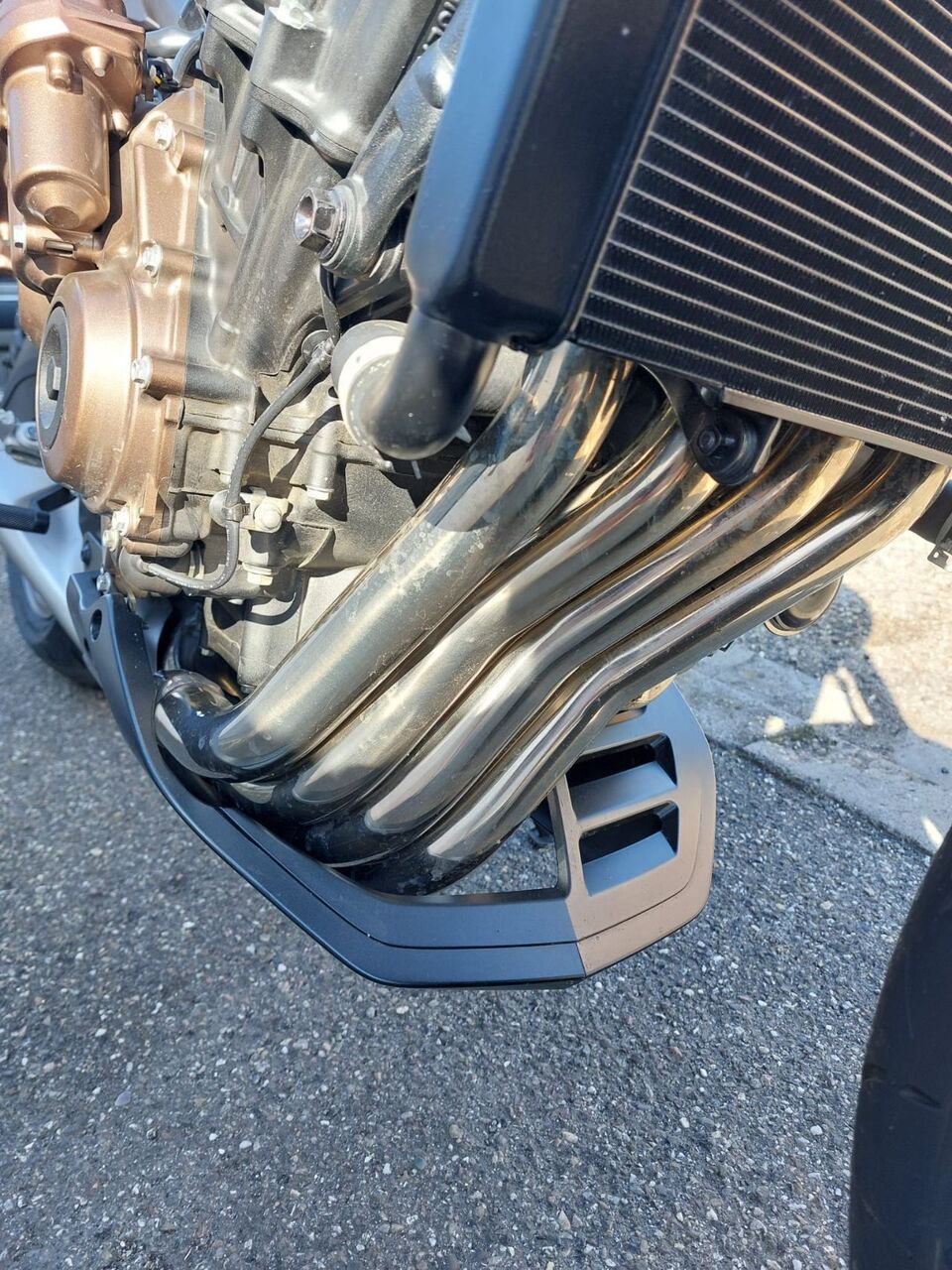 Photo HONDA CB 650 R