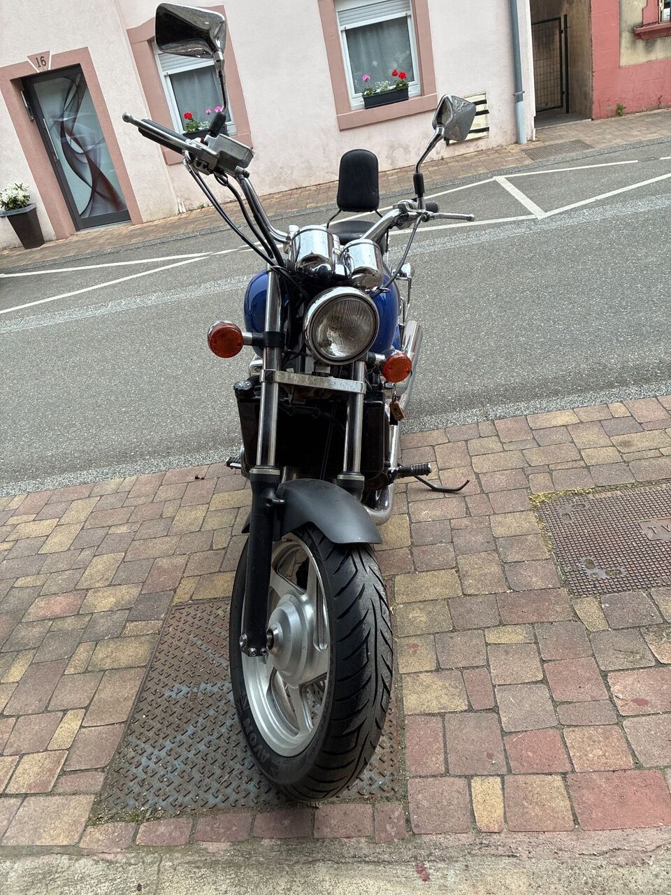 Photo HONDA VF 750 C