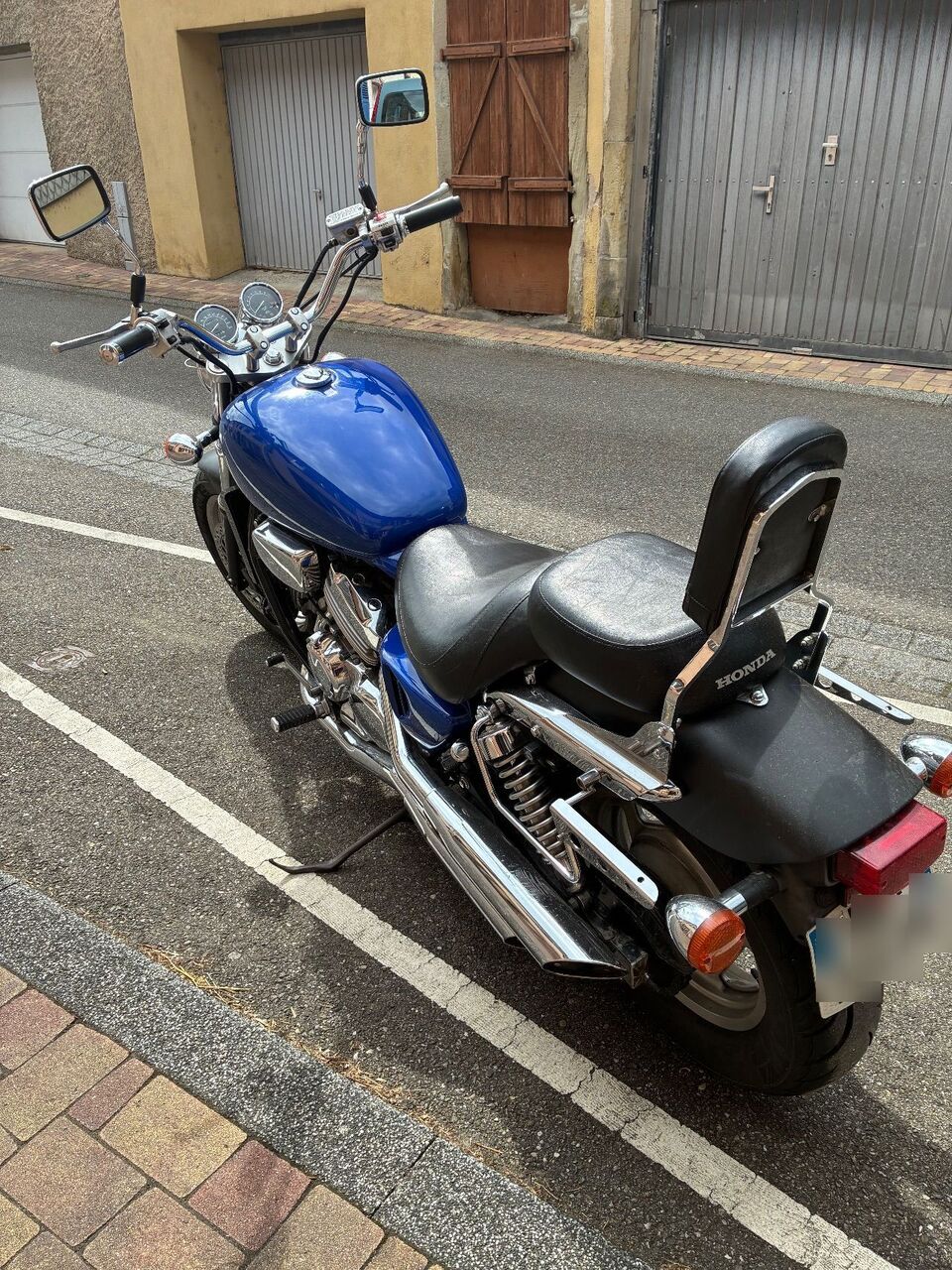 Photo HONDA VF 750 C