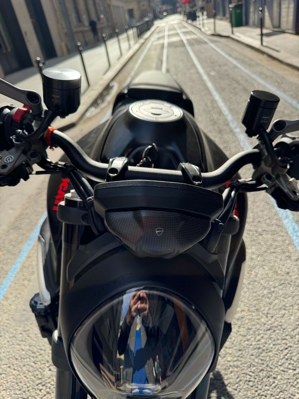 Photo DUCATI MONSTER 937