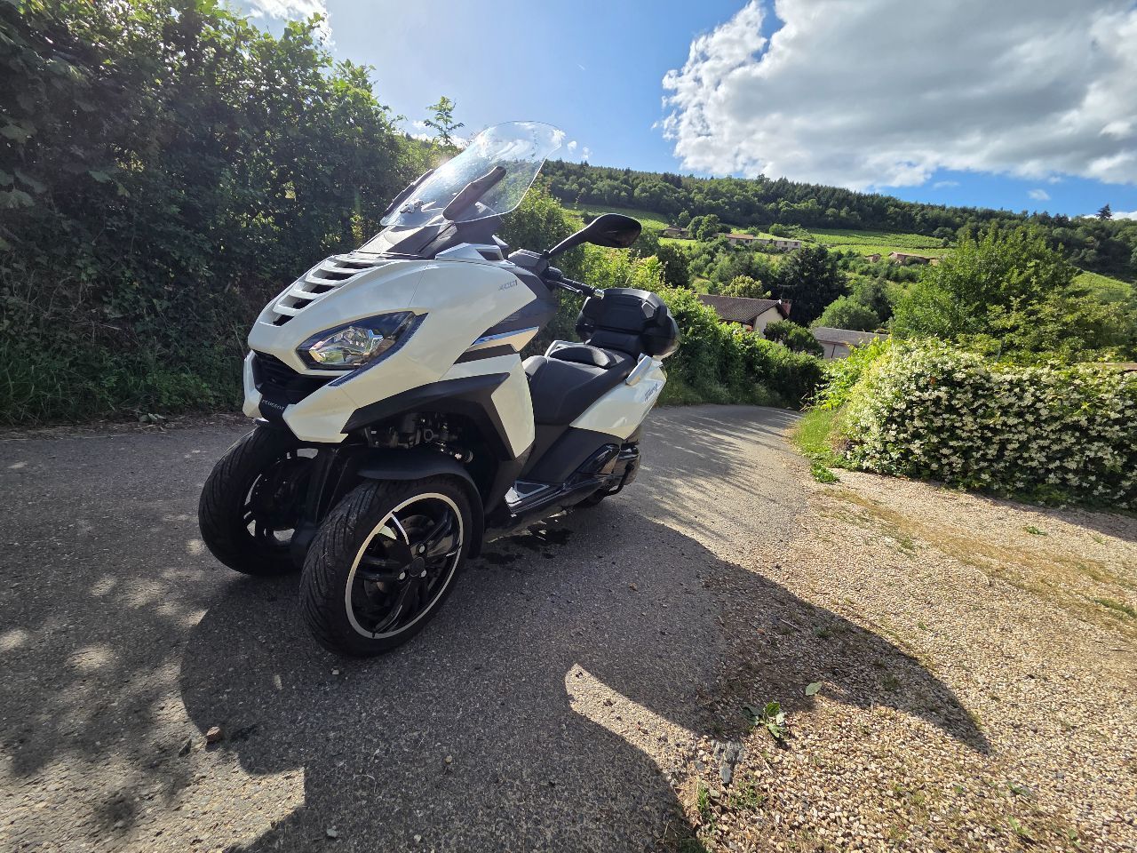 Photo PEUGEOT METROPOLIS 400