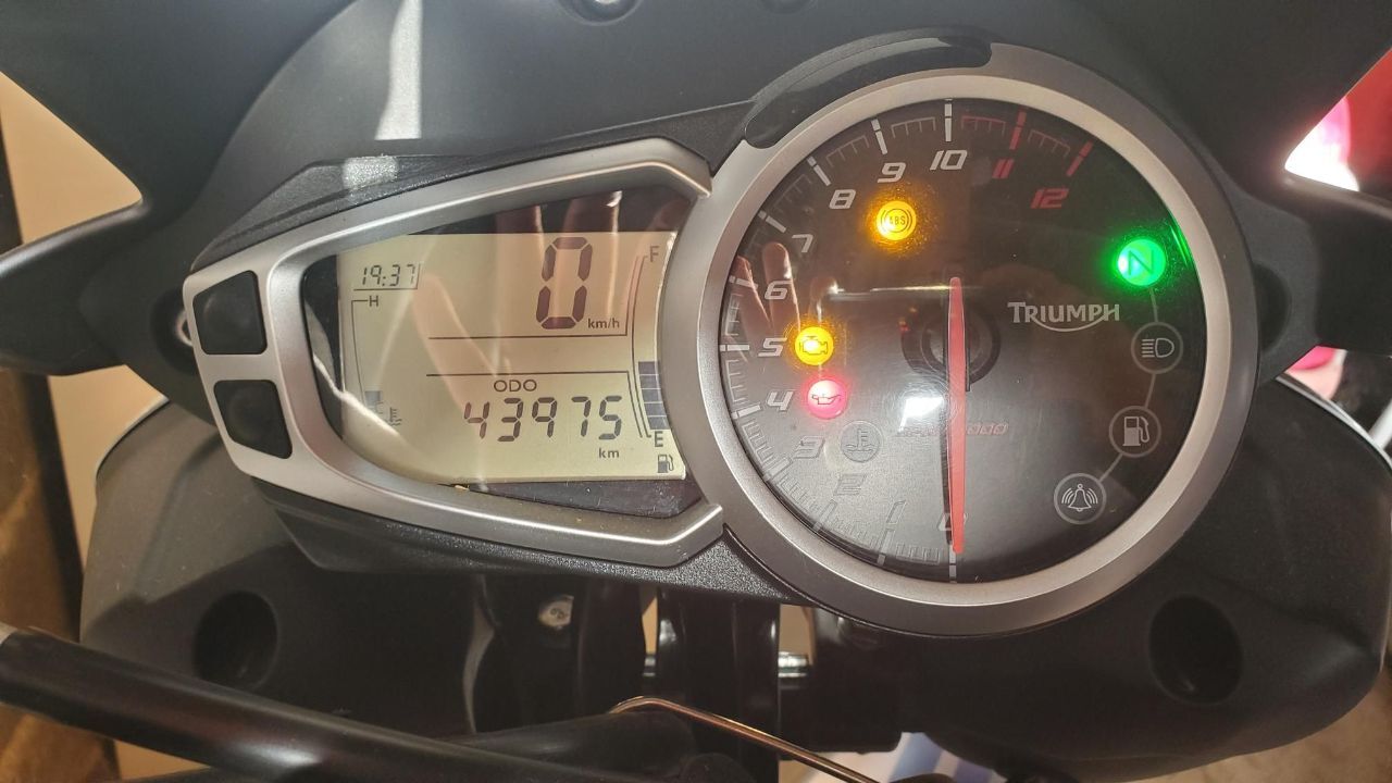 Photo TRIUMPH SPEED TRIPLE