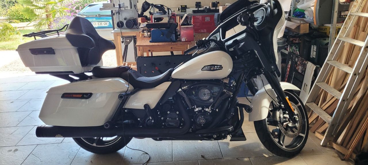 Photo HARLEY DAVIDSON STREET