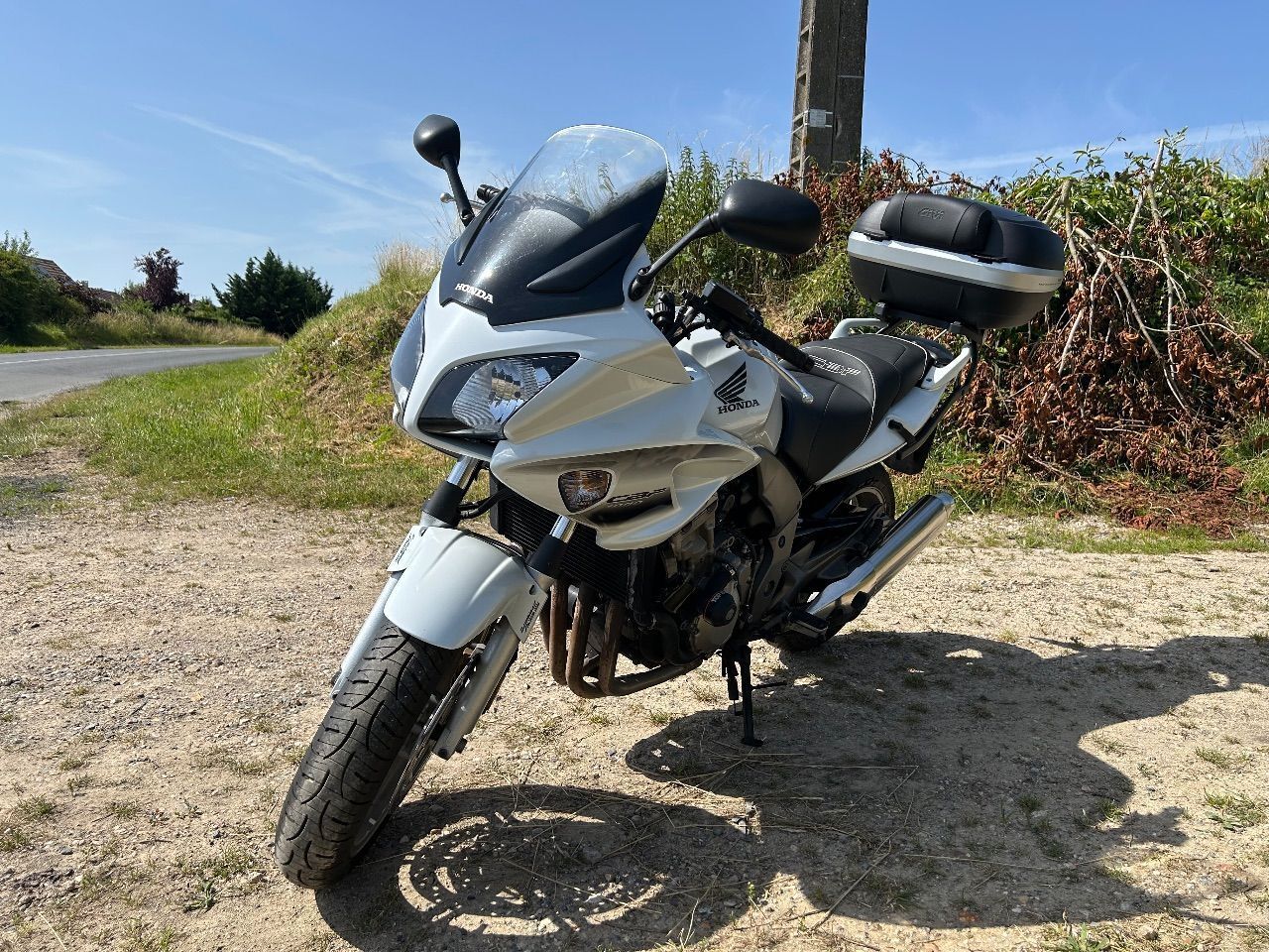 Photo HONDA CBF 1000 F