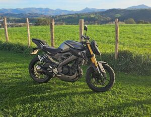 YAMAHA MT-125