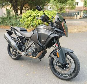 KTM 1290 SUPER ADVENTURE S 2020