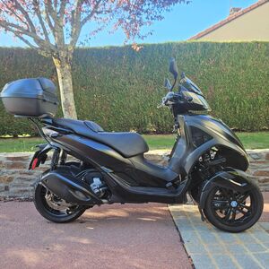 PIAGGIO MP3 YOURBAN 300