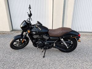 HARLEY DAVIDSON STREET 750