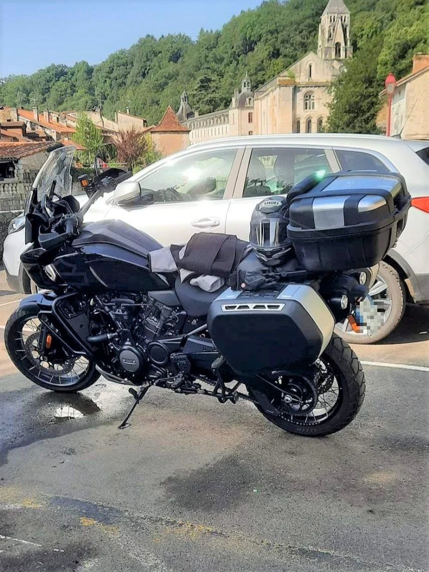HARLEY-DAVIDSON PAN AMERICA 1250 SPECIAL